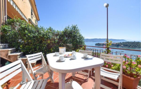 Three-Bedroom Holiday home with Sea View in Porto Venere SP
